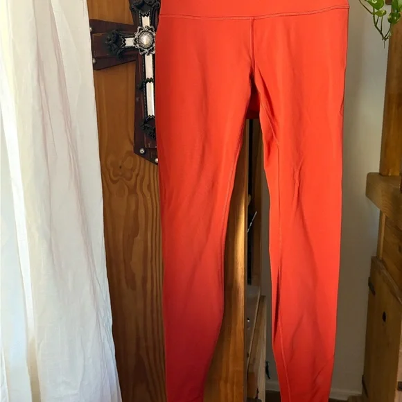 Lululemon Athletica high waisted Align Leggings full length size 8 - Picture 3 of 7